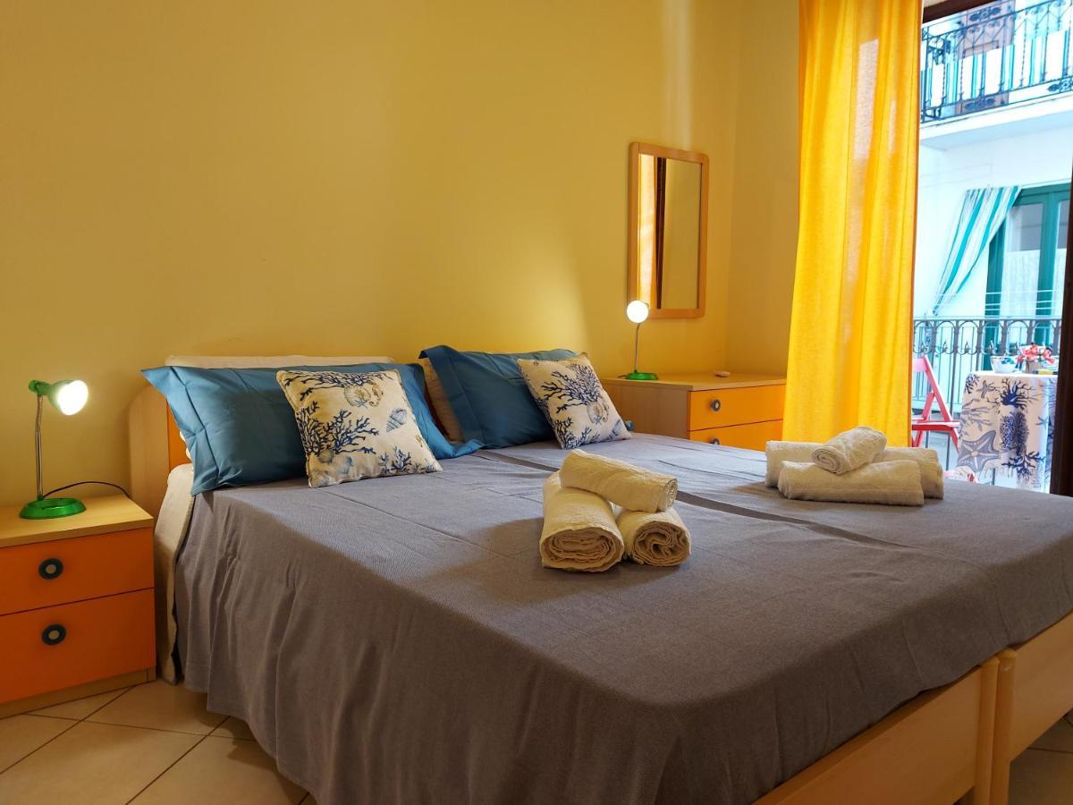 Casa Vittorio Lägenhet Cefalù Exteriör bild
