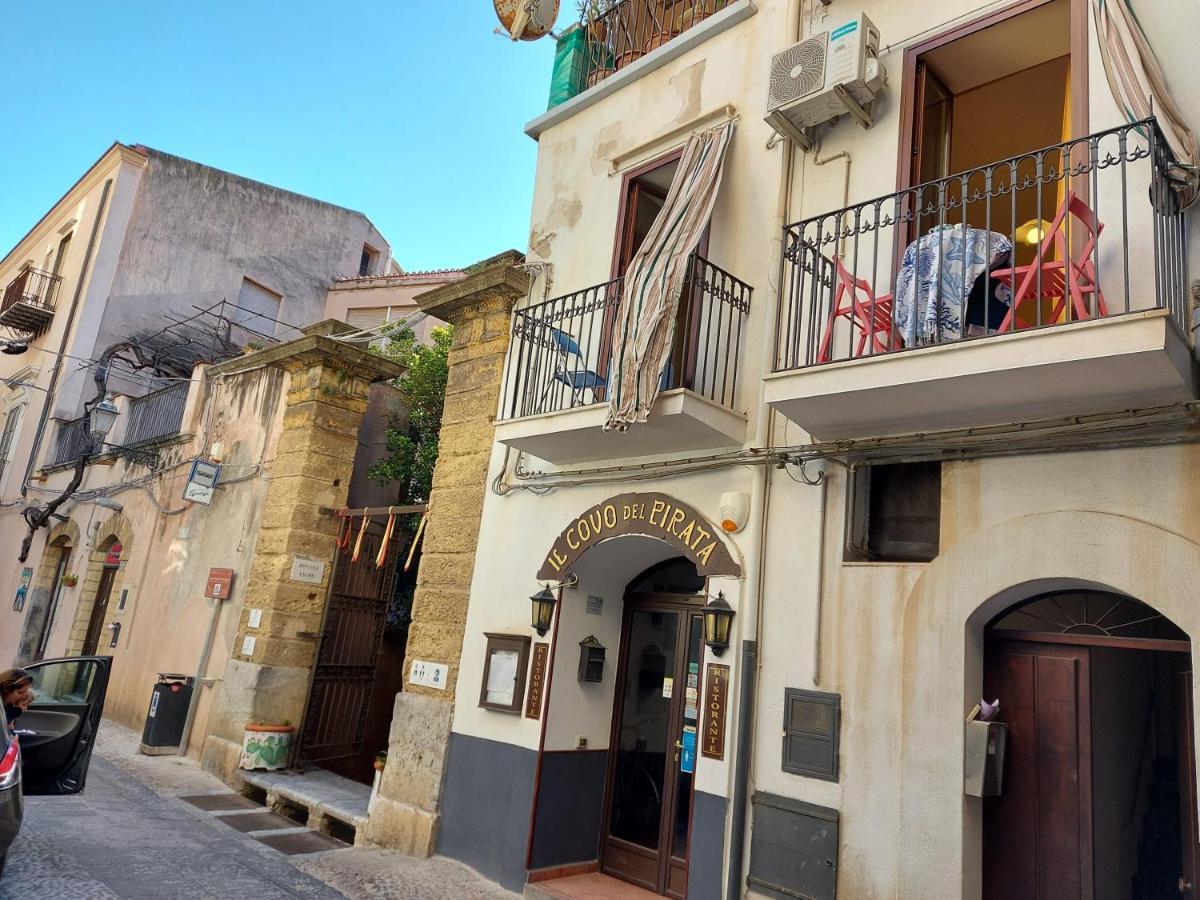 Casa Vittorio Lägenhet Cefalù Exteriör bild