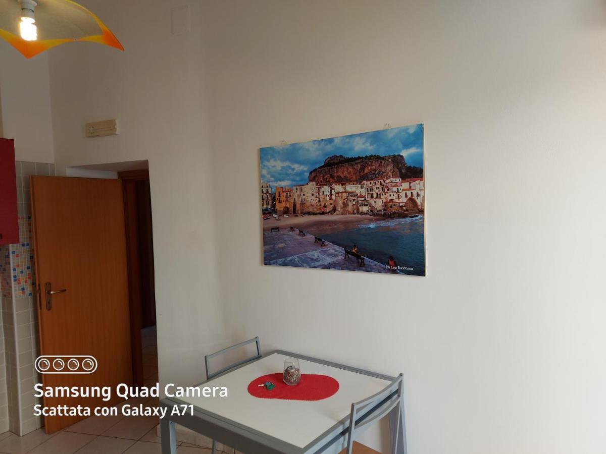 Casa Vittorio Lägenhet Cefalù Exteriör bild